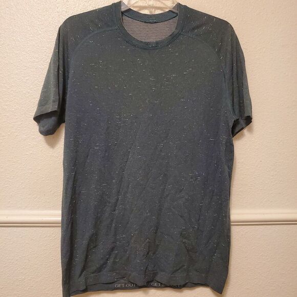 Lululemon Mens T-Shirt Size L Time To Get Dirty Get Outside Green Short Sleeve - Picture 1 of 13